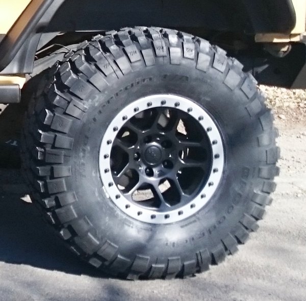 MOPAR True Beadlock Wheel 8,5 x 17" ET 12, schwarz-matt/silber